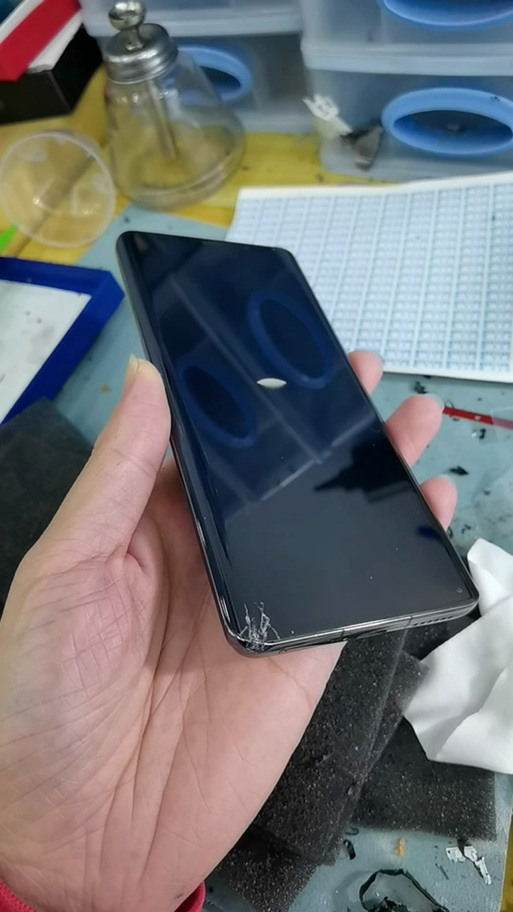华为p50pro外屏碎了